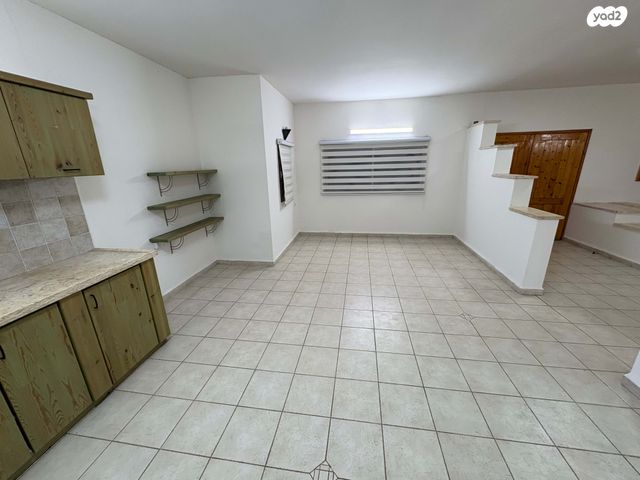 סולטאן באשא אלאטרש 1