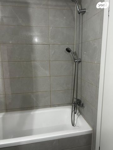 דירה, ש"י עגנון 2, שיכון רסקו, קרית אונו