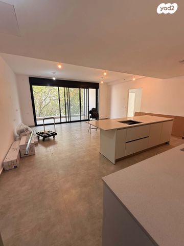 דירה, בילטמור 14, הצפון החדש - כיכר המדינה, תל אביב יפו