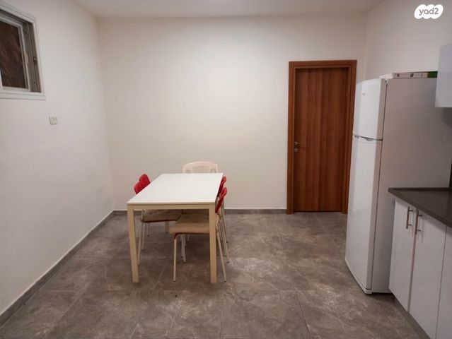 דירת גן, הרב בר אילן 11, הפועל המזרחי ה', שיכון ה', בני ברק