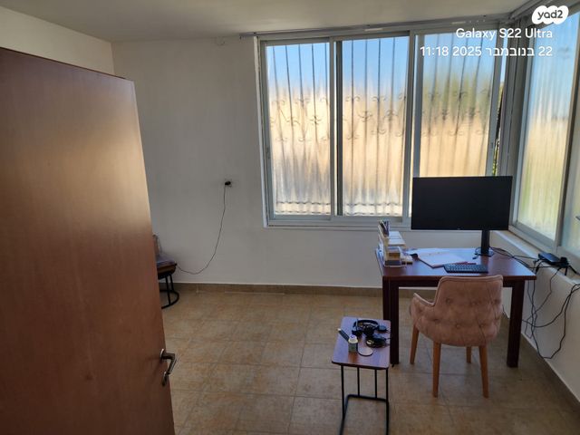 דירה, אבן גבירול 30, העיר התחתית, ואדי סאליב, חיפה