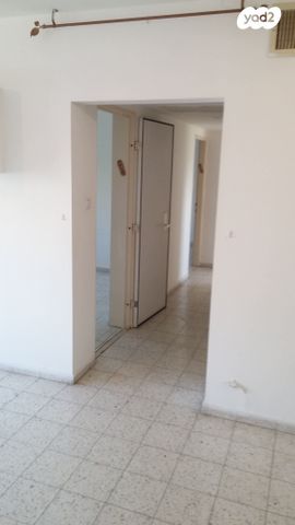 דירה, אהרון חג'ג' 28, נאות בן גוריון, יבנה