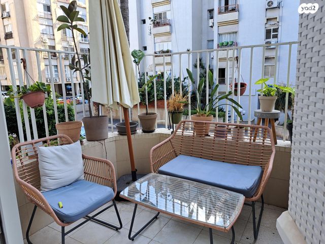 דירה, פרחי אביב 3, נחלת יצחק, תל אביב יפו