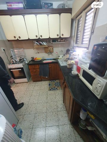 דירה, הרב פרץ ציוני 9, מרכז העיר, עפולה