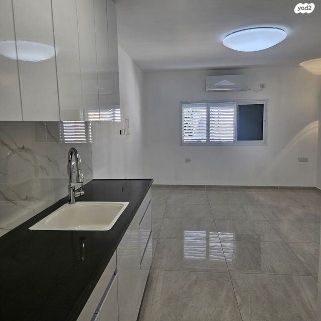 דירה, כרמי 12, התקוה, בית יעקב, נווה צה"ל, תל אביב יפו