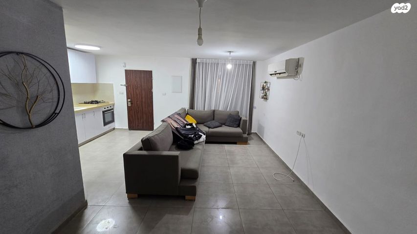 דירה, ברל כצנלסון 4, שיכון ה', קרית שמונה