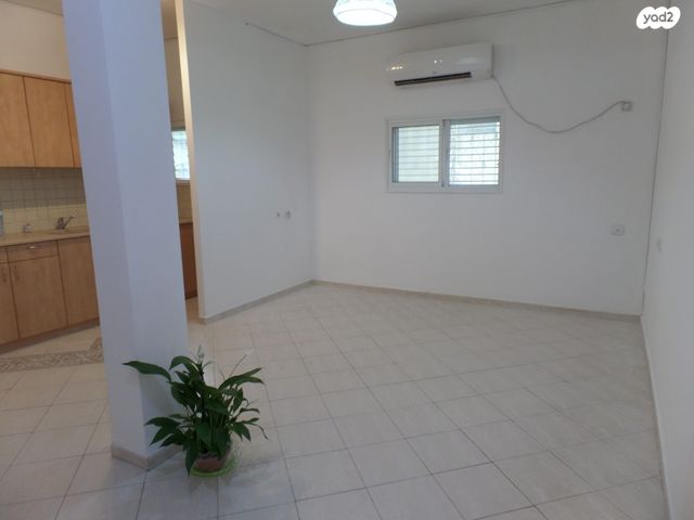 דירה, גוש עציון 7, הל"ה, גבעתיים