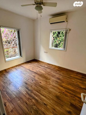 יהודה גור 11