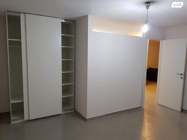 מרתף/ פרטר, ישראל כצנלסון 27, מקוב, רחובות