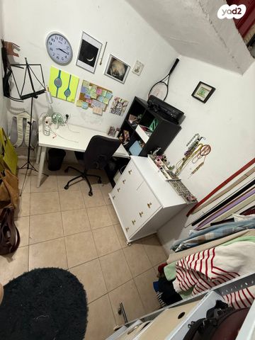 בעל העקידה 16