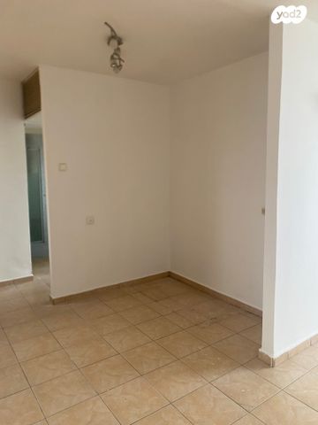 דירה, רמה 26, נווה שרת, תל אביב יפו