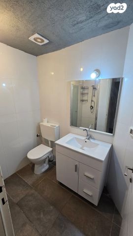 דירה, ברל כצנלסון 4, שיכון ה', קרית שמונה