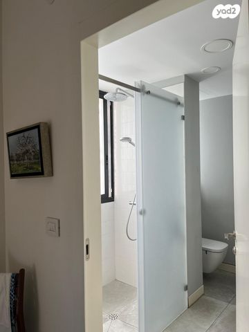 דירה, ז'בוטינסקי 134, הצפון החדש - כיכר המדינה, תל אביב יפו