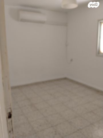 דירה, חיים משה שפירא 5, שיכון ג, טבריה