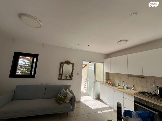 פלח הרימון 20