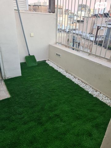 יחידת דיור, מנחם 16, הר שלום, בני ברק