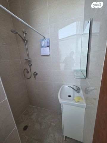 יחידת דיור, הגפן 1, גאולים, גאולים