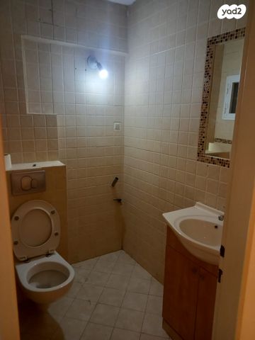 דירה, עמנואל אולסבנגר 101, קרית היובל, ירושלים