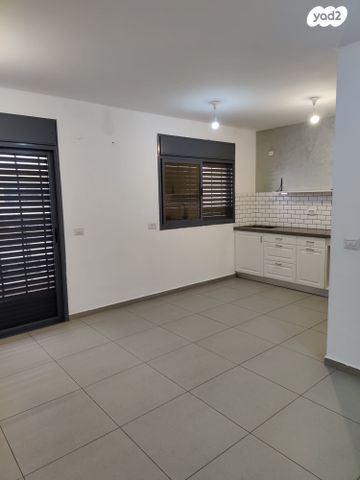 דירה, מילכה וולפסון 8, בר לב, מזכרת בתיה