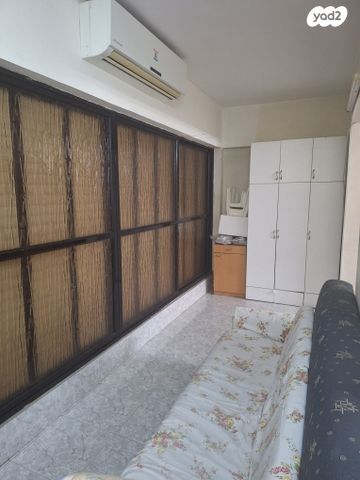 דירת גן, שדרות ירושלים 121, מכללת תל אביב יפו, דקר, תל אביב יפו