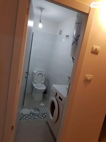 מרתף/ פרטר, ישראל כצנלסון 27, מקוב, רחובות