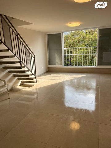 איינשטיין 71