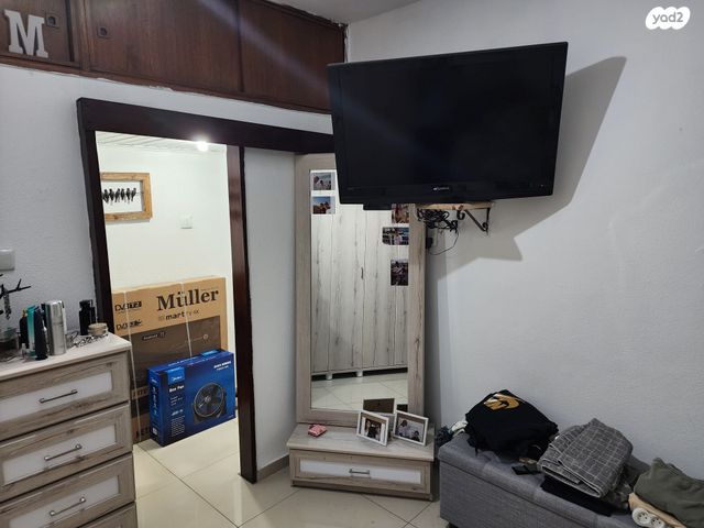 דירה, יצחק שדה 16, שיכון עובדים, טבריה