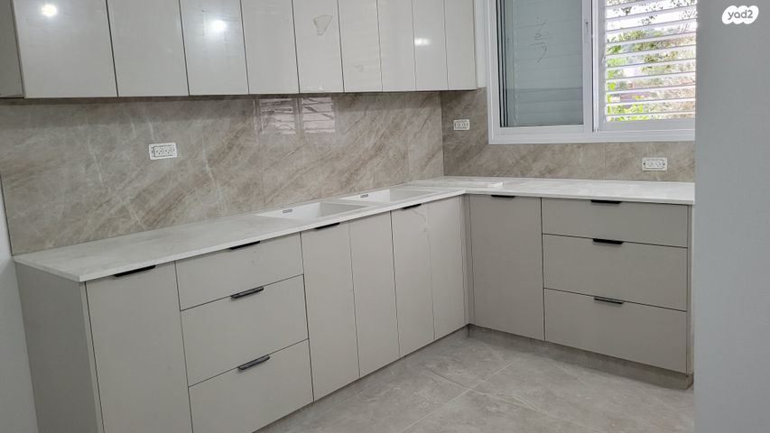 הרב דנגור 13