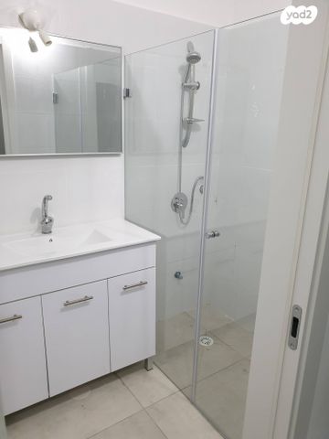 מלכי ישראל 33