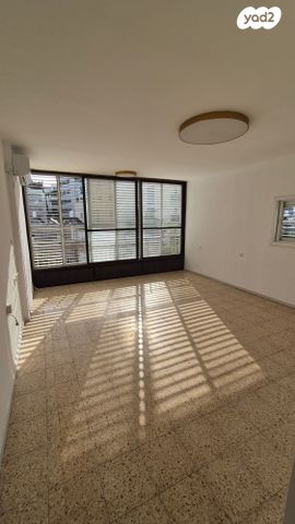 דירה, ארלוזורוב 60, שכונת חשמונאים, מרכז העיר א, רמת גן