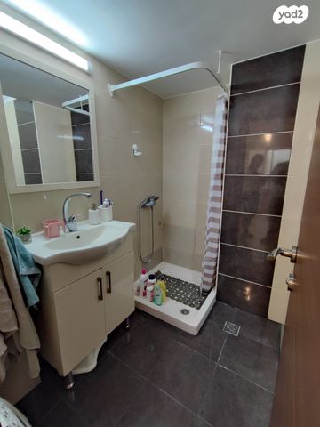 שדרות הציונות 27