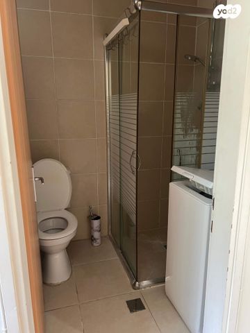 יחידת דיור, דרך השיקמה 1, גינתון, גינתון