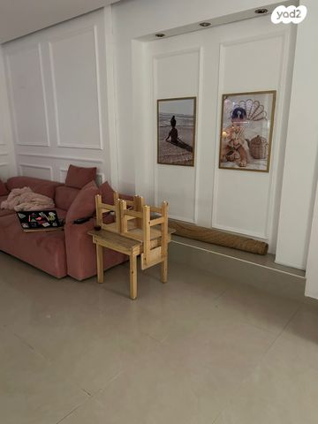 דירה, צאלון 4, שיכון א, כפר יונה