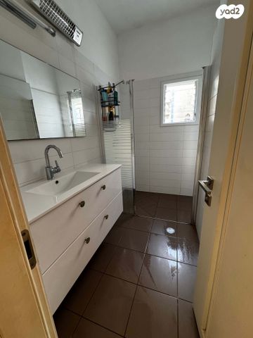 דירה, הזיתים 25, שכונת יהלום, מרכז העיר ב, רמת גן