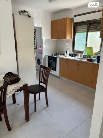 דו משפחתי, האיכרים 11, שפיר, שפיר