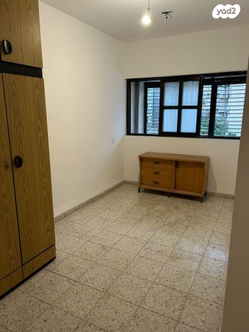 דירה, נווה יעקב 10, נגבה, רמת גן