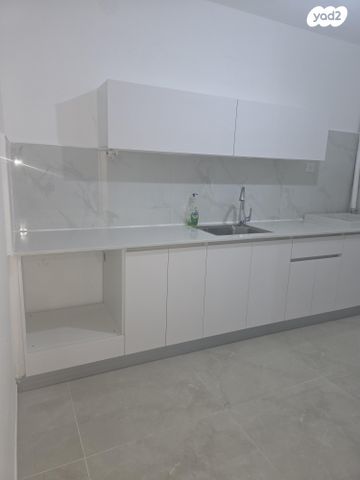 דירה, אלוף אסף שמחוני 4, צפון מזרח מרכז העיר, נתניה