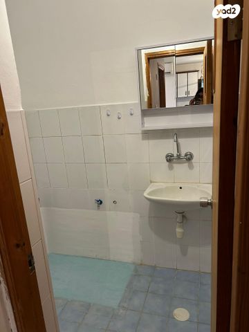 דירה, נווה יעקב 10, נגבה, רמת גן