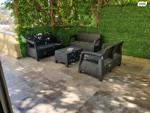 דירת גן, מרווה 10, שבעת המינים, כפר ורדים