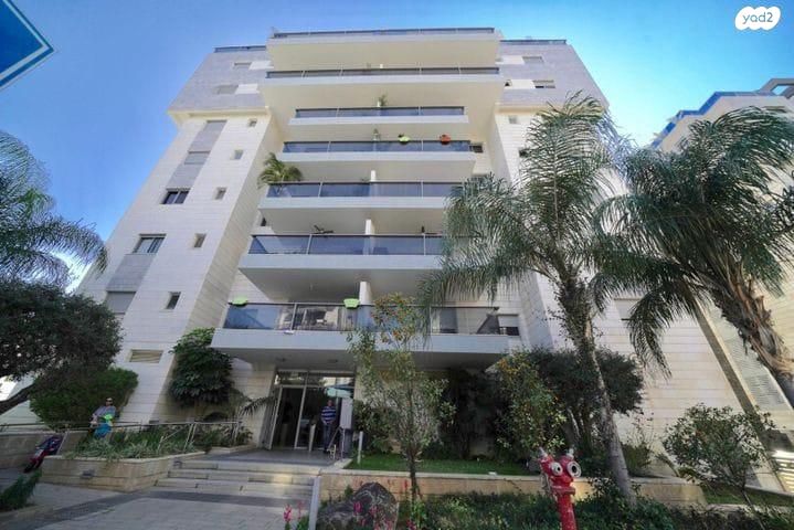 דירה, הרב יצחק שלינקה 10, נחלת יהודה, ראשון לציון