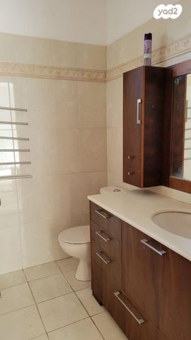 דו משפחתי, הגפן 314, כפר טרומן, כפר טרומן