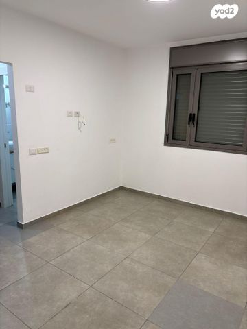 דירה, נתן אלתרמן 2, רחובות החדשה, רחובות