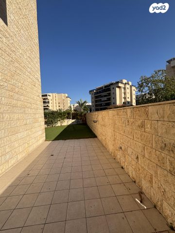 דירת גן, יסמין 3, גבעת הרקפות, קרית ביאליק