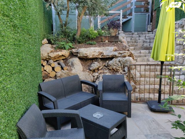 דירת גן, מרווה 10, שבעת המינים, כפר ורדים