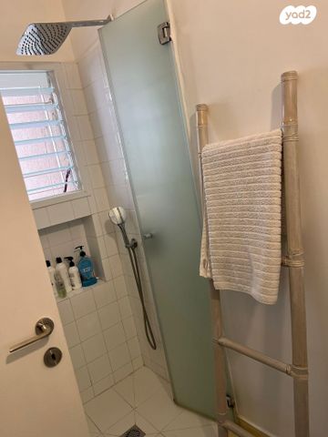 סאבלט, גורדון 73, הצפון הישן - דרום, תל אביב יפו