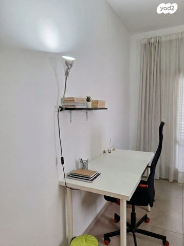 דירה, ד"ר מוסקוביץ' 41, ב' / צפון מערב העיר, רחובות