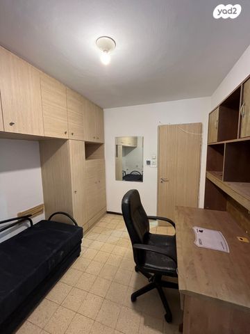 דירה, צה"ל 13, גבעת עמוס, נשר