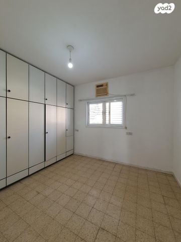 דירה, הרא"ה 6, שכונת יהלום, מרכז העיר ב, רמת גן