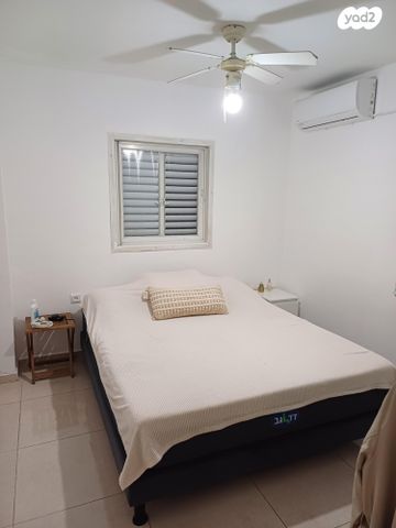 דירה, התחייה 23, נאות שושנים, חולון