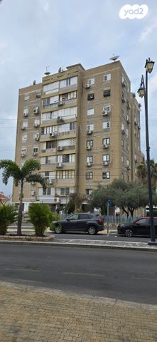 ח.מ. שפירא 10